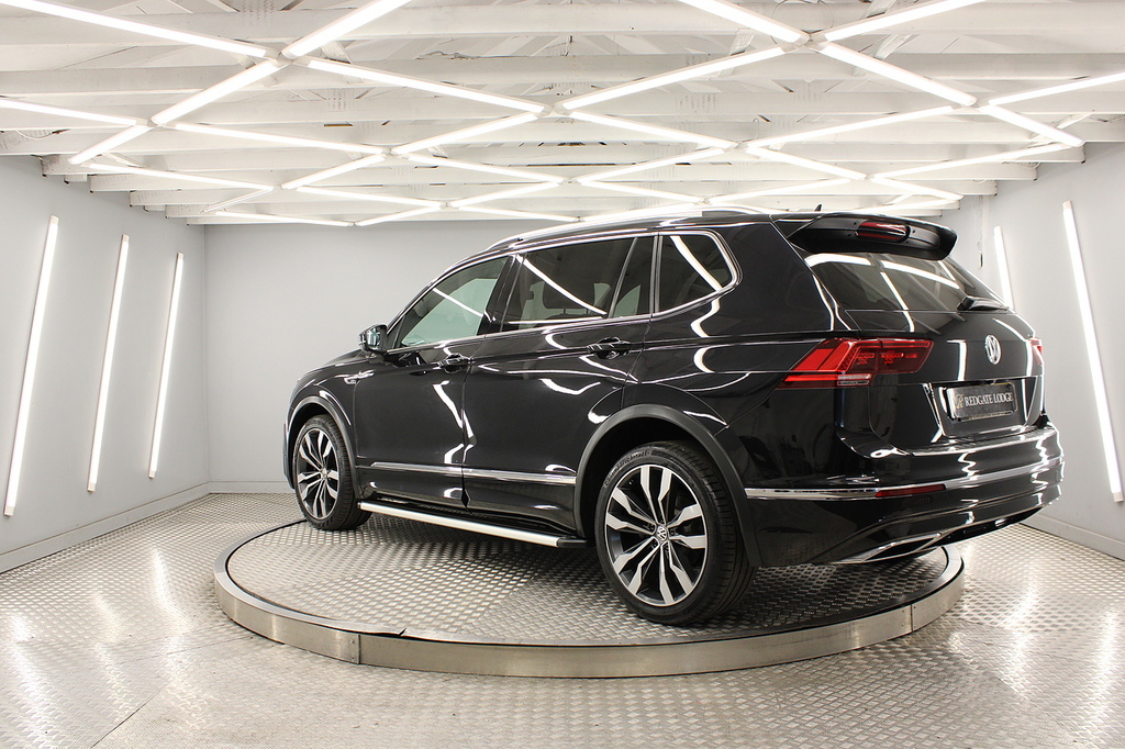 Volkswagen Tiguan Allspace Suv SB18CJO Black #5
