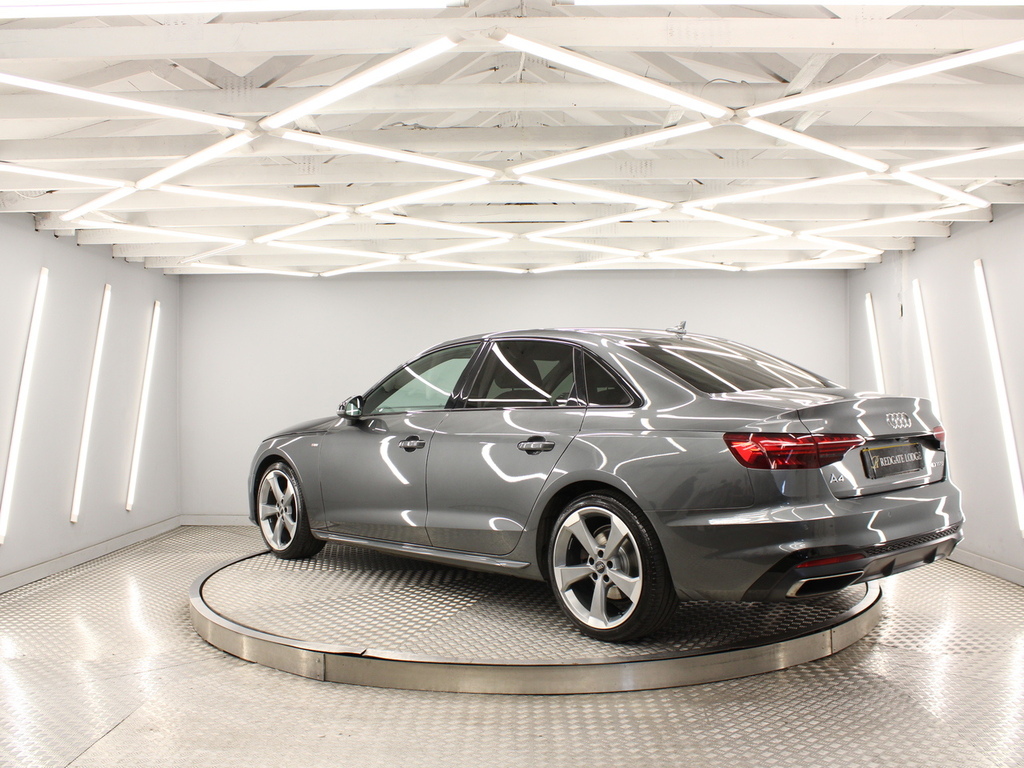 Audi A4 Black Edition KR20NBY Grey #4