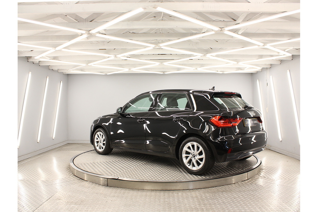 Audi A1 Hatchback RK72LPA Black #4