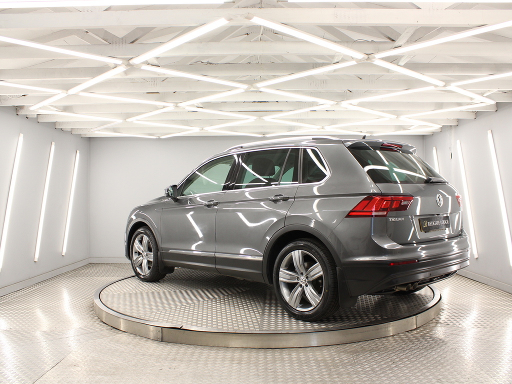 Volkswagen Tiguan Tiguan Match Tdi NXZ8887 Grey #5