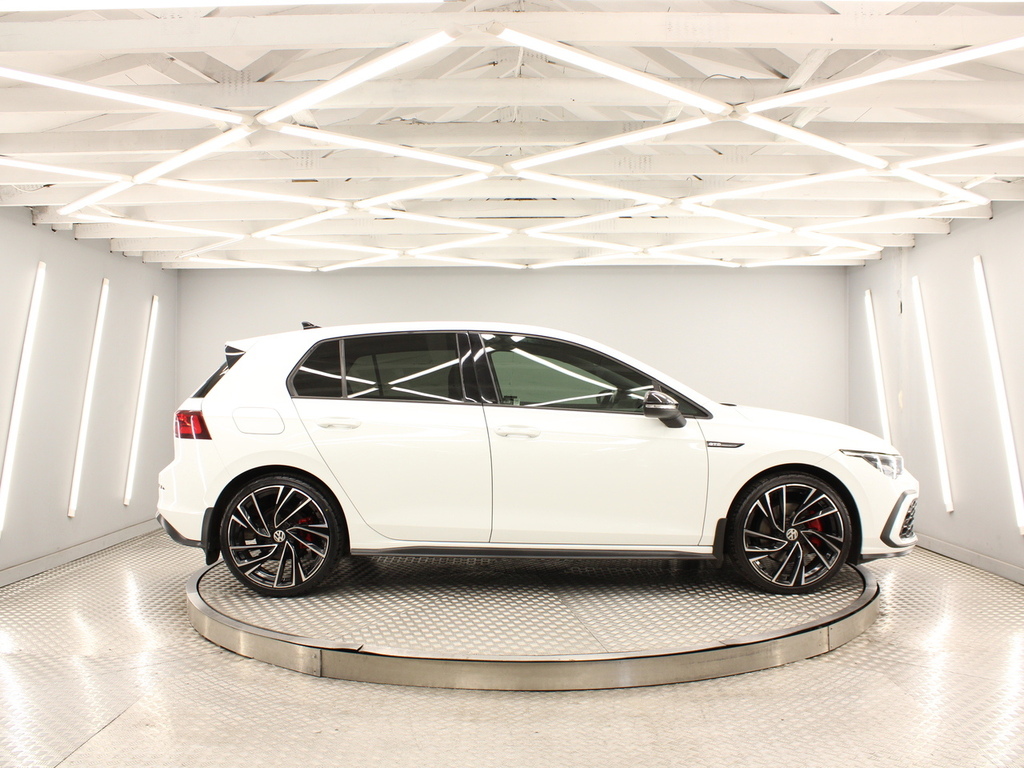 Volkswagen Golf Hatchback White