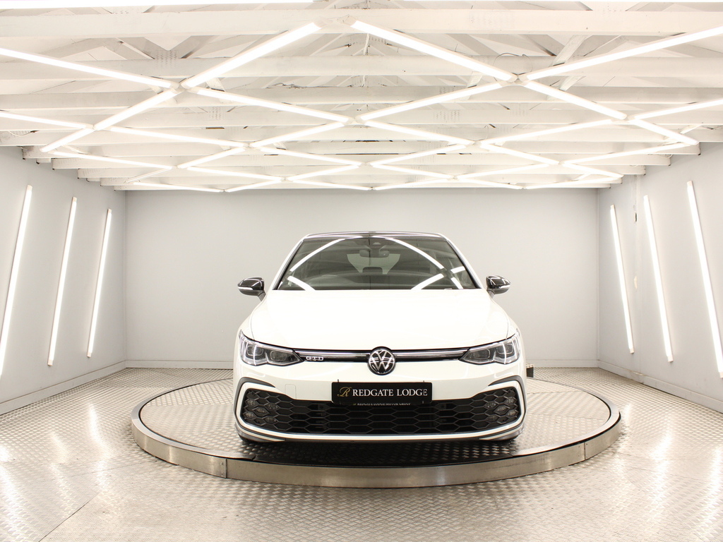 Volkswagen Golf Hatchback YB22NJK White #6