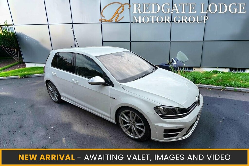 Volkswagen Golf Hatchback NU16TXD White