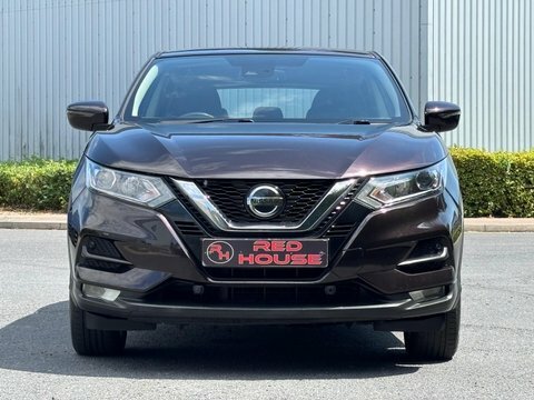Nissan Qashqai Dig-t Acenta Premium Black #2