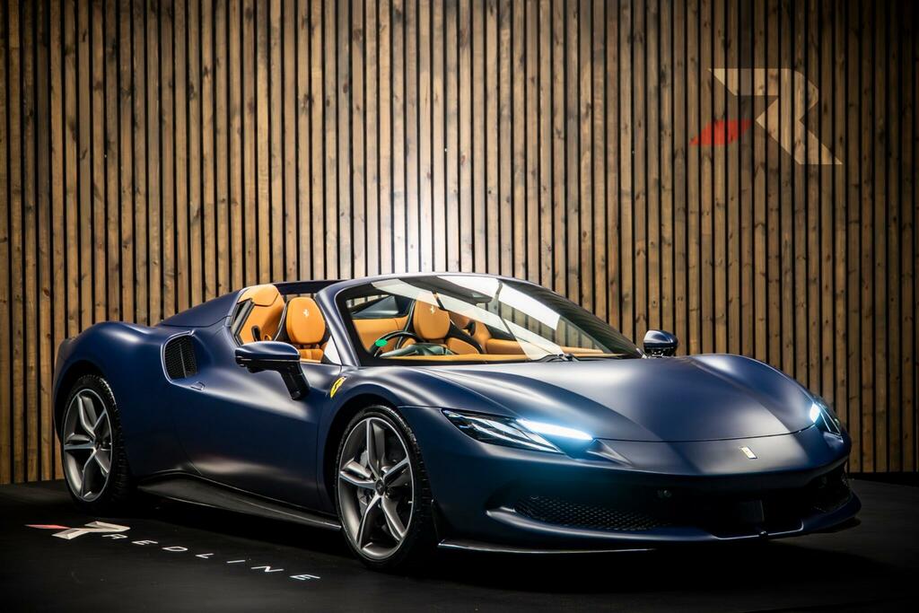 Ferrari 296 Gts 3.0T V6 7.45Kwh Spider F1 Dct Euro 6 Ss Blue