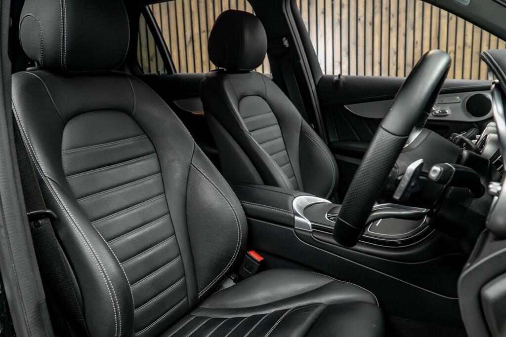 Mercedes-Benz GLC Class 2.0 Glc300d Amg Line Premium G-tronic 4Matic Eu Black #2