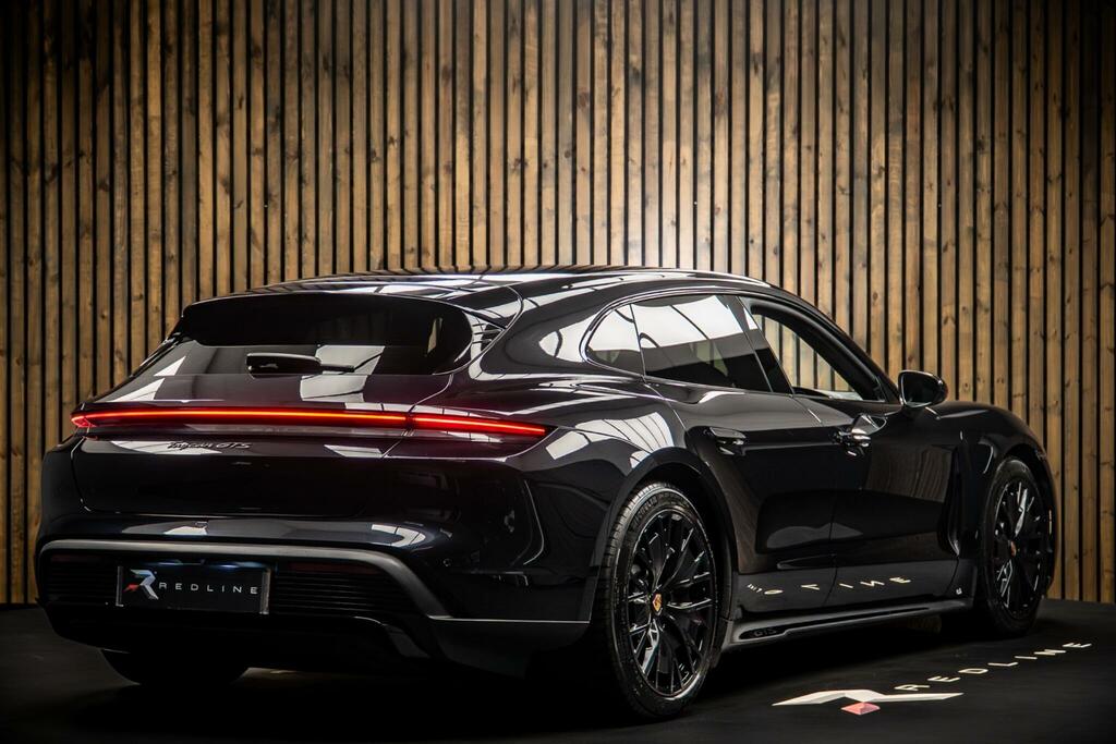 Porsche Taycan Performance Plus 93.4Kwh Gts Sport Turismo 4W LY73FDL Black #4