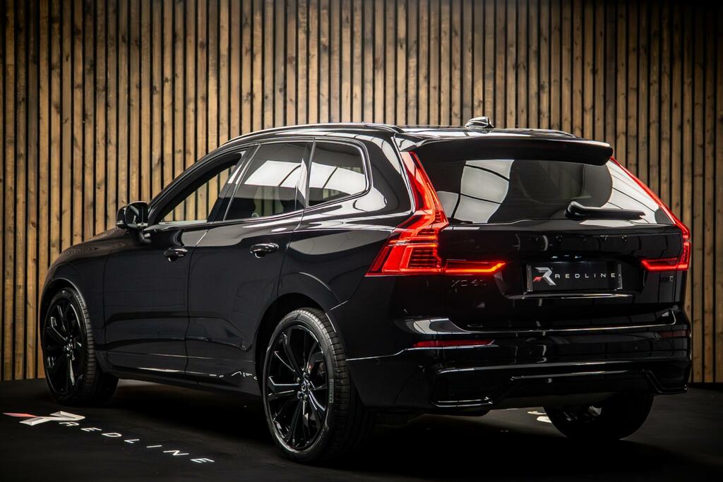 Volvo XC60 2.0 B5 Mhev Ultimate Black Edition Awd Euro 6 SV24ZUA Black #3