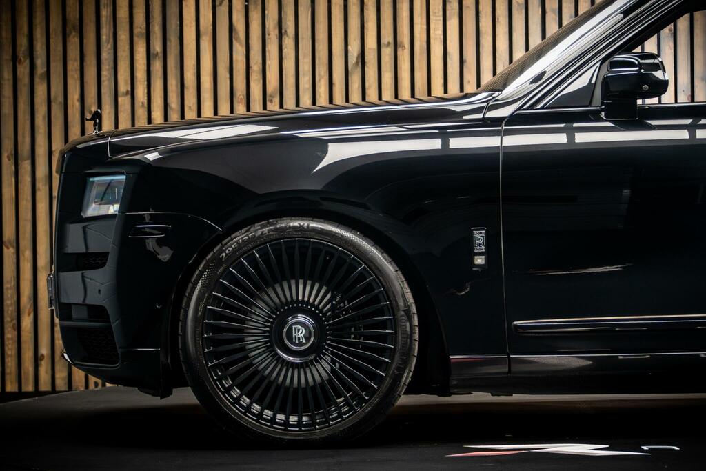 Rolls-Royce Cullinan 5dr Auto Black #9