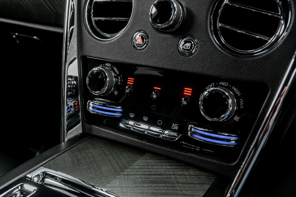 Rolls-Royce Cullinan 5dr Auto Black #30