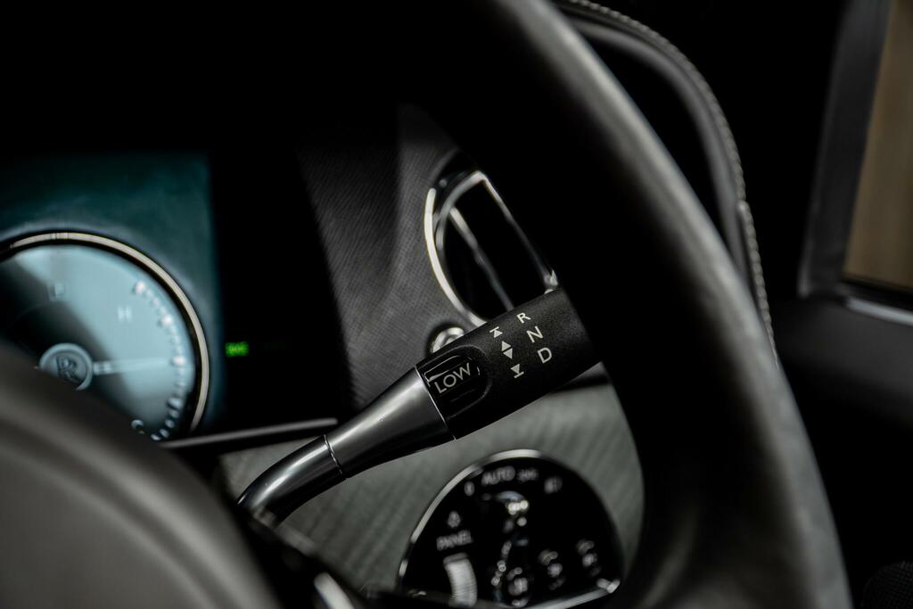 Rolls-Royce Cullinan 5dr Auto Black #43