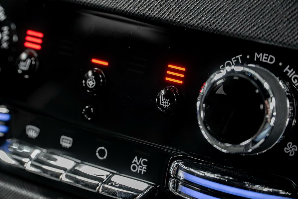 Rolls-Royce Cullinan 5dr Auto Black #45