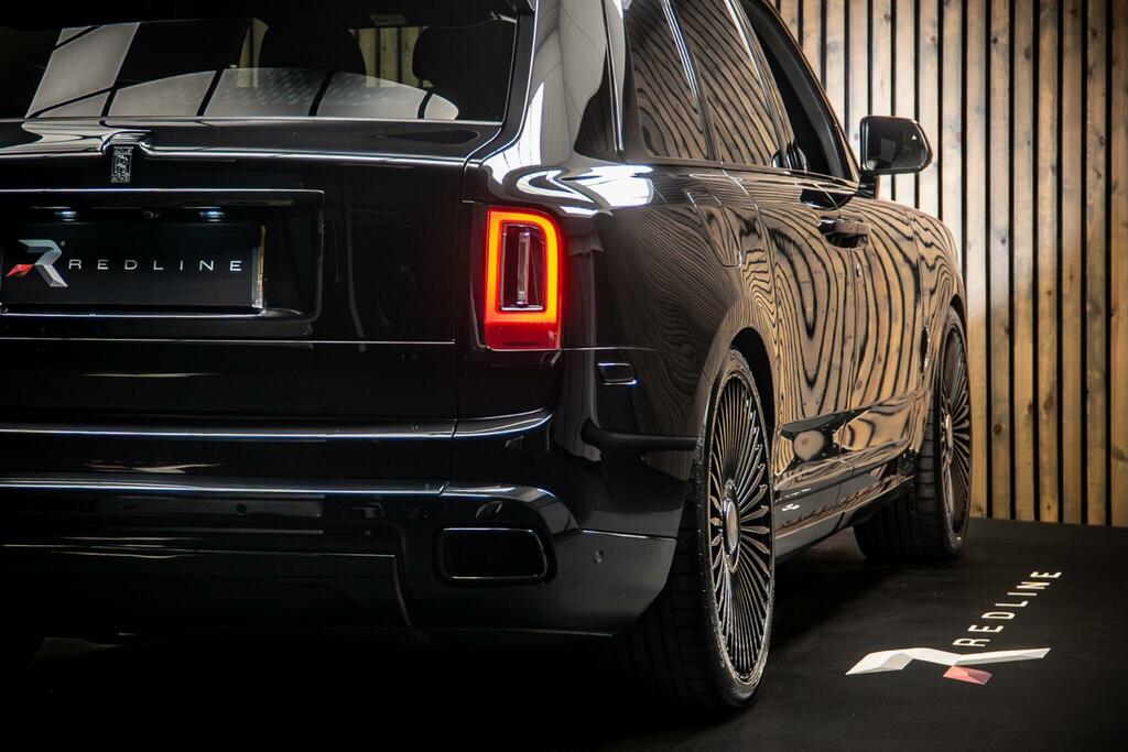 Rolls-Royce Cullinan 5dr Auto Black #21