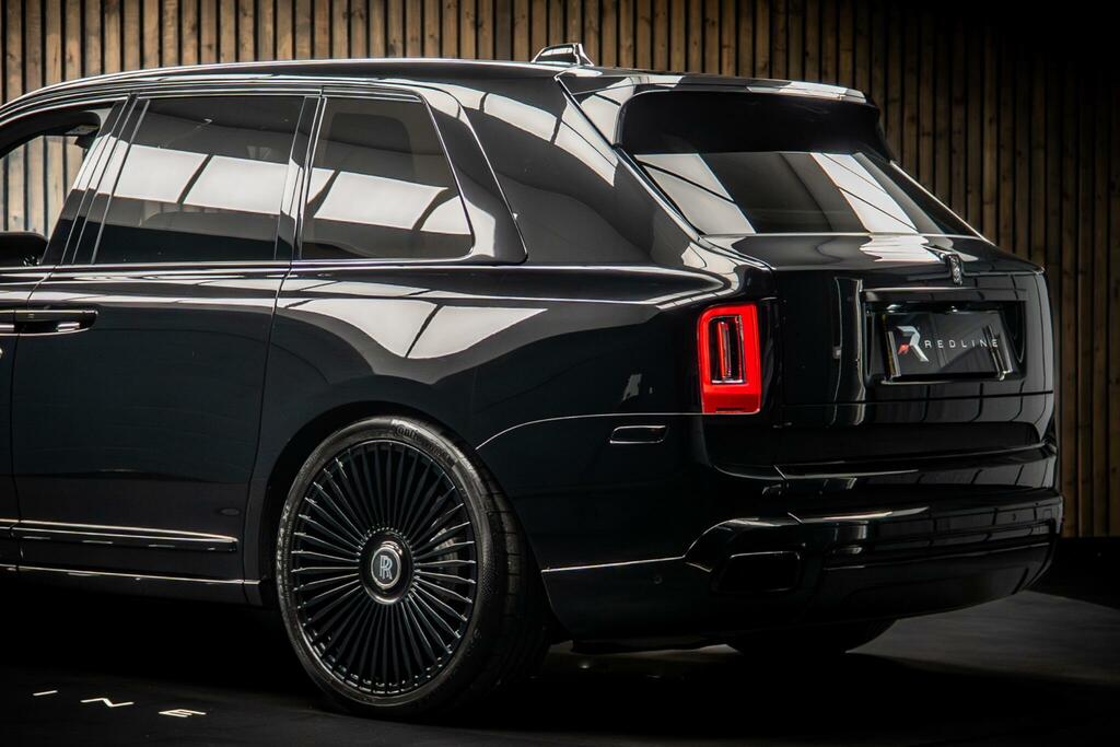 Rolls-Royce Cullinan 5dr Auto Black #17