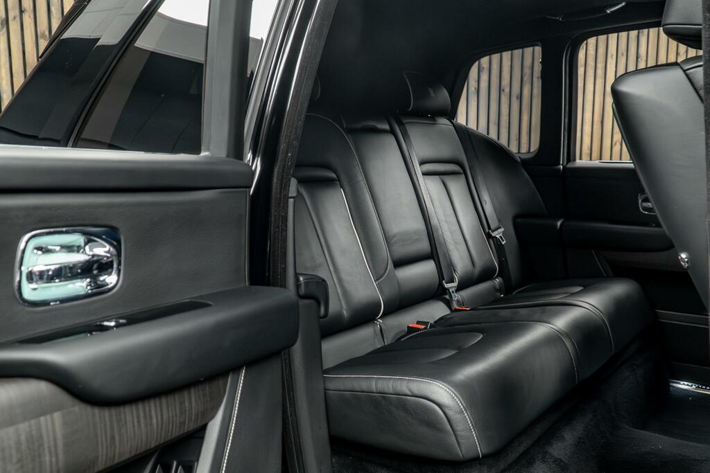 Rolls-Royce Cullinan 5dr Auto Black #41