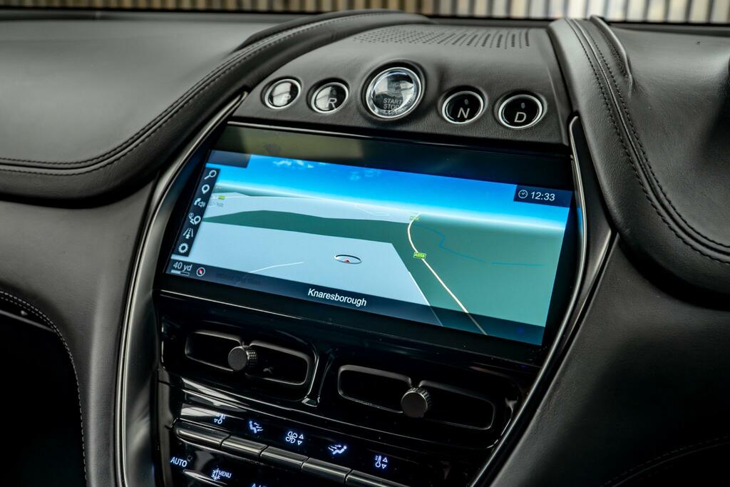Aston Martin DBX V8 Grey #24
