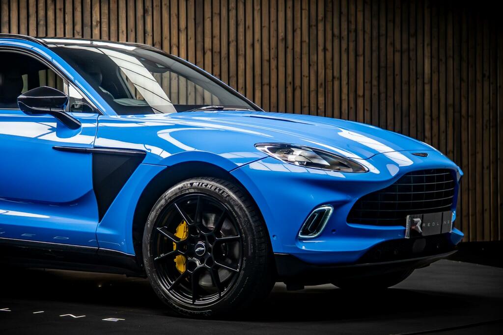 Aston Martin DBX V8 Grey #10