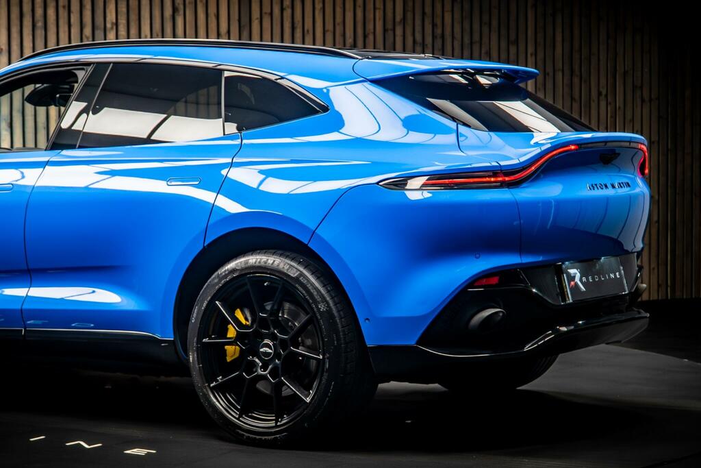 Aston Martin DBX V8 Grey #17