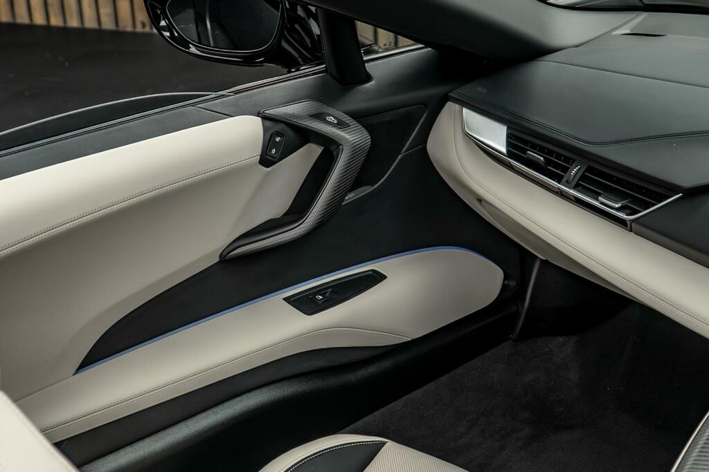BMW i8 2dr Auto Grey #34