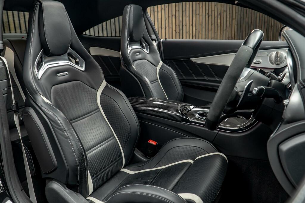 Mercedes-Benz C Class 4.0 C63 V8 Biturbo Amg S Night Edition Prem Plus WP23HUK Black #2