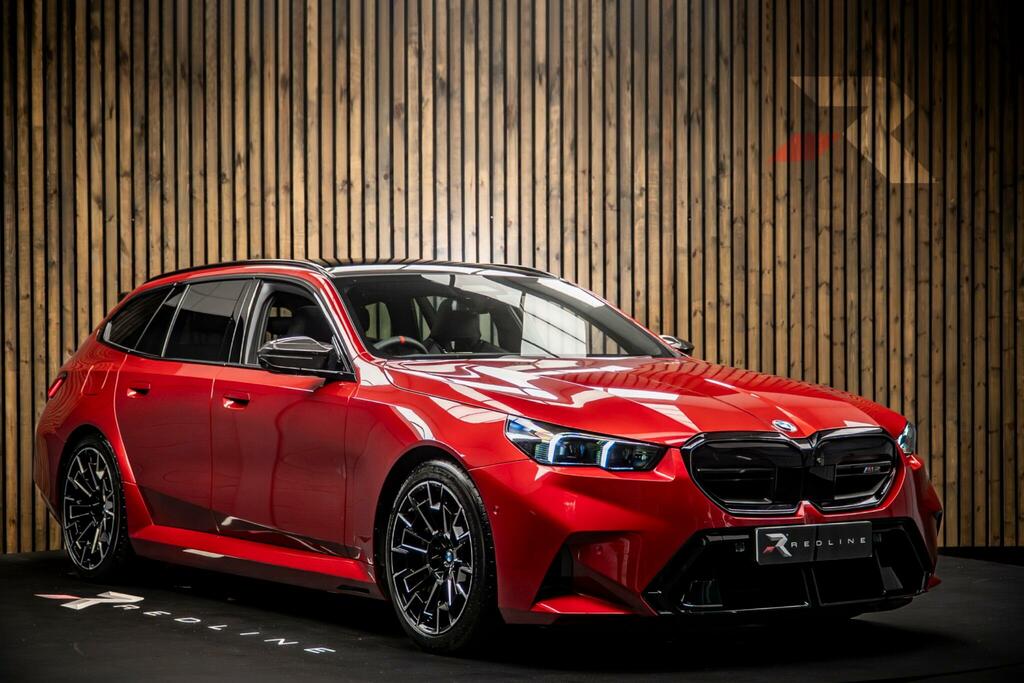 BMW M5 4.4 22.1Kwh Touring Steptronic Xdrive Euro 6 Ss FV25PMO Red
