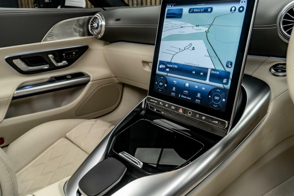 Mercedes-Benz SL Class Sl 55 4Matic Premium Plus White #25