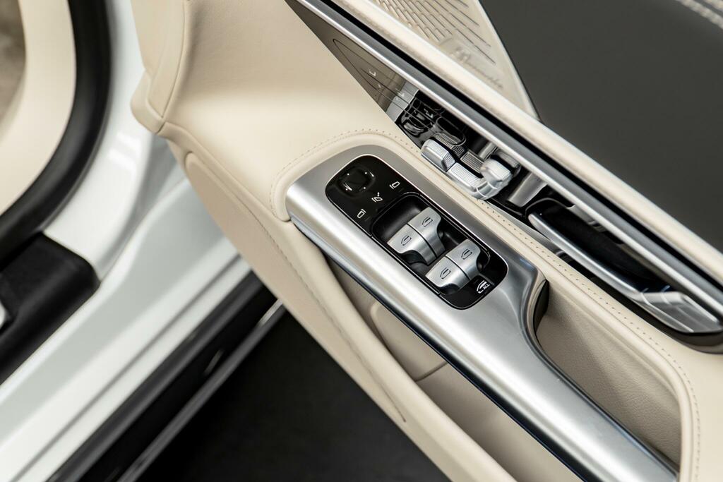 Mercedes-Benz SL Class Sl 55 4Matic Premium Plus White #32