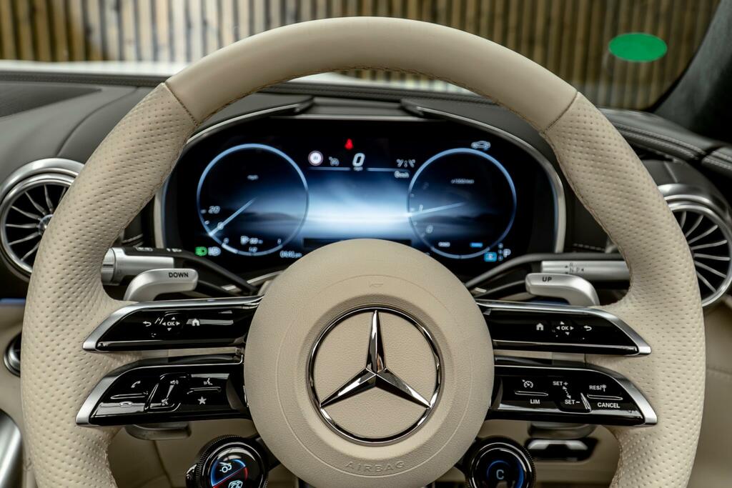 Mercedes-Benz SL Class Sl 55 4Matic Premium Plus White #33