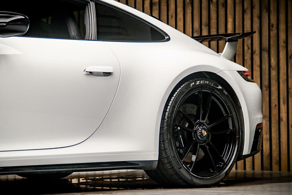 Porsche 911 Targa 4 Gts Silver #16