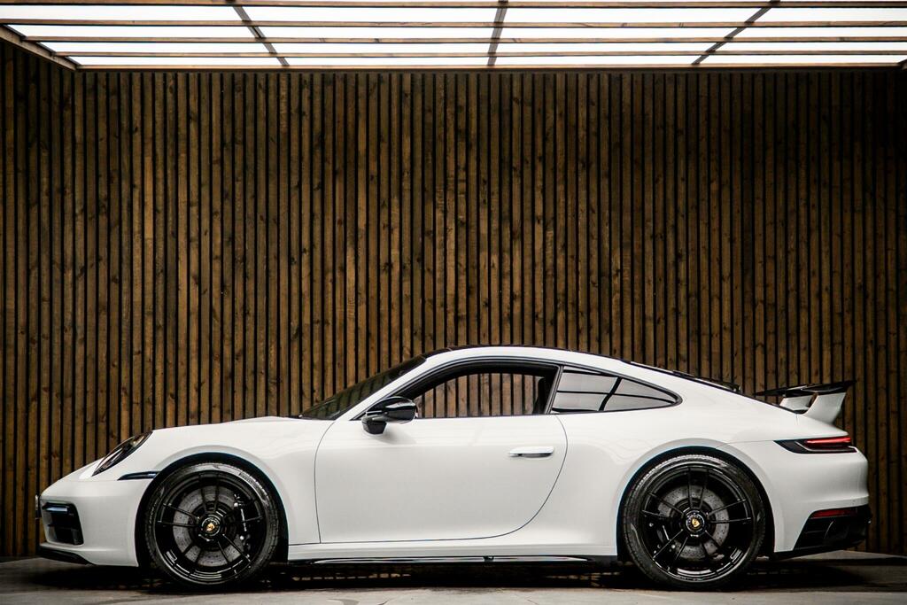 Porsche 911 Targa 4 Gts Silver #7
