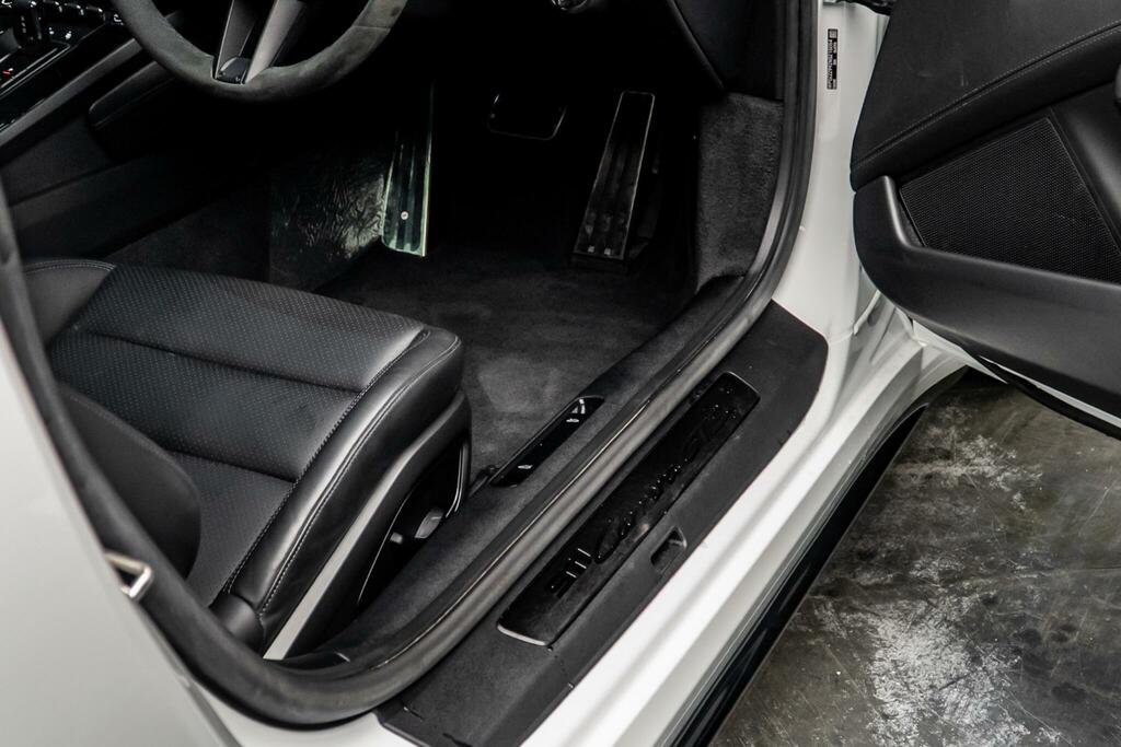 Porsche 911 Targa 4 Gts Silver #40
