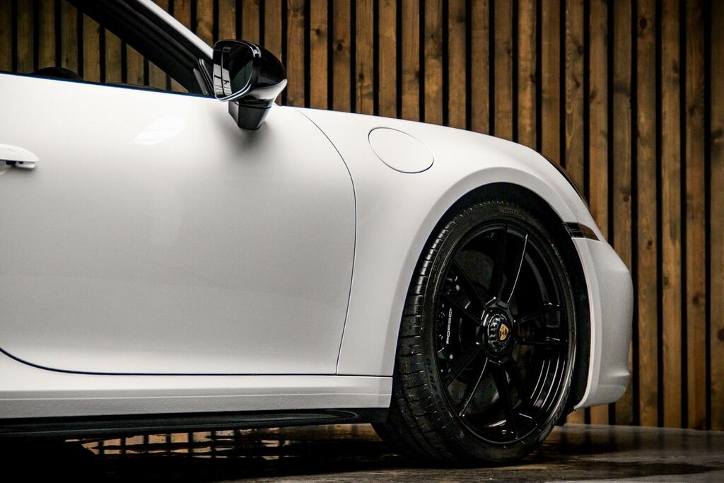 Porsche 911 Targa 4 Gts Silver #14