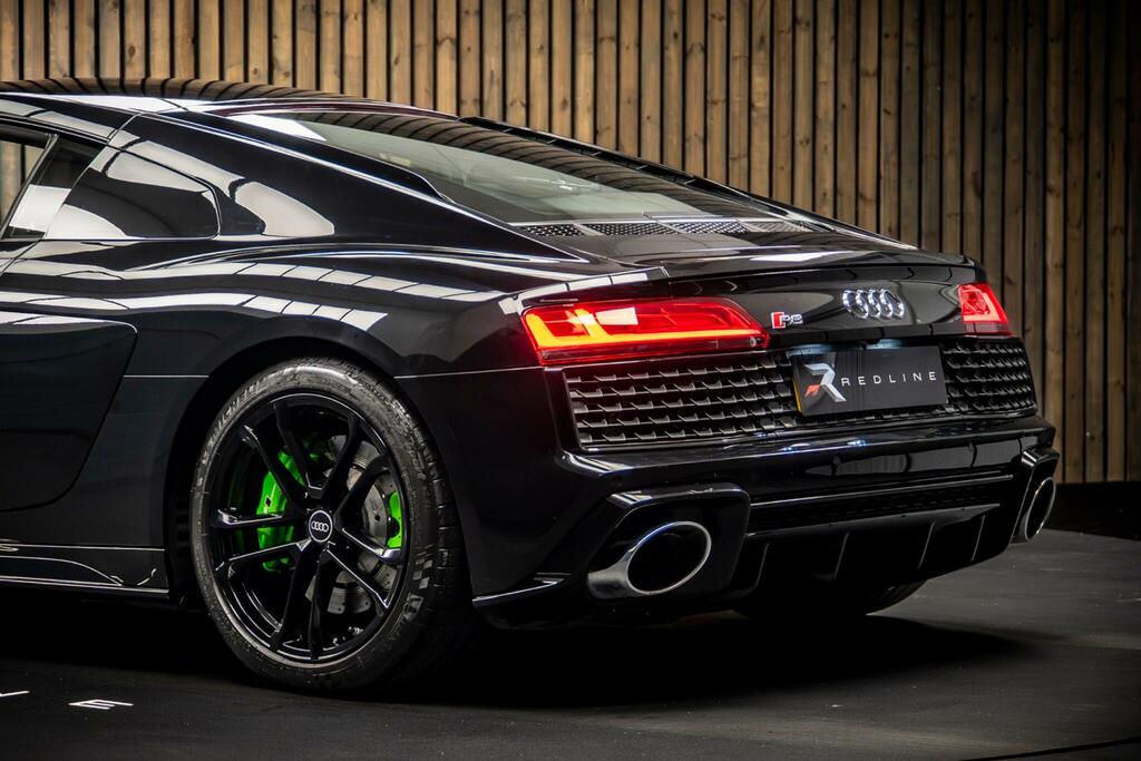 Audi R8 Audi Spyder 5.2 Fsi V10 Quattro Performance Ed White #17