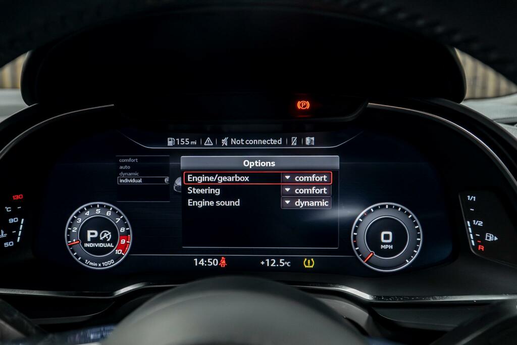 Audi R8 Audi Spyder 5.2 Fsi V10 Quattro Performance Ed White #40