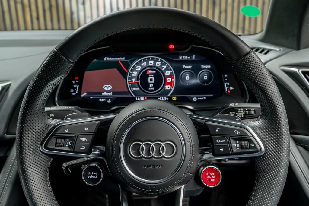 Audi R8 Audi Spyder 5.2 Fsi V10 Quattro Performance Ed White #33