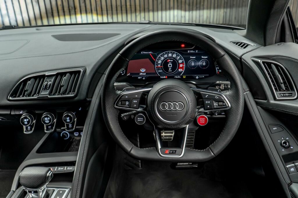 Audi R8 Audi Spyder 5.2 Fsi V10 Quattro Performance Ed White #26