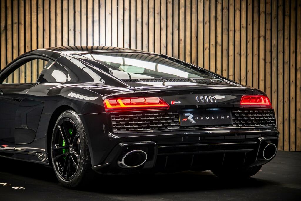 Audi R8 Audi Spyder 5.2 Fsi V10 Quattro Performance Ed White #20