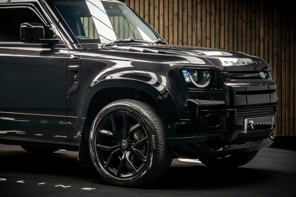 Land Rover Defender 90 X-dynamic Hse Black #10