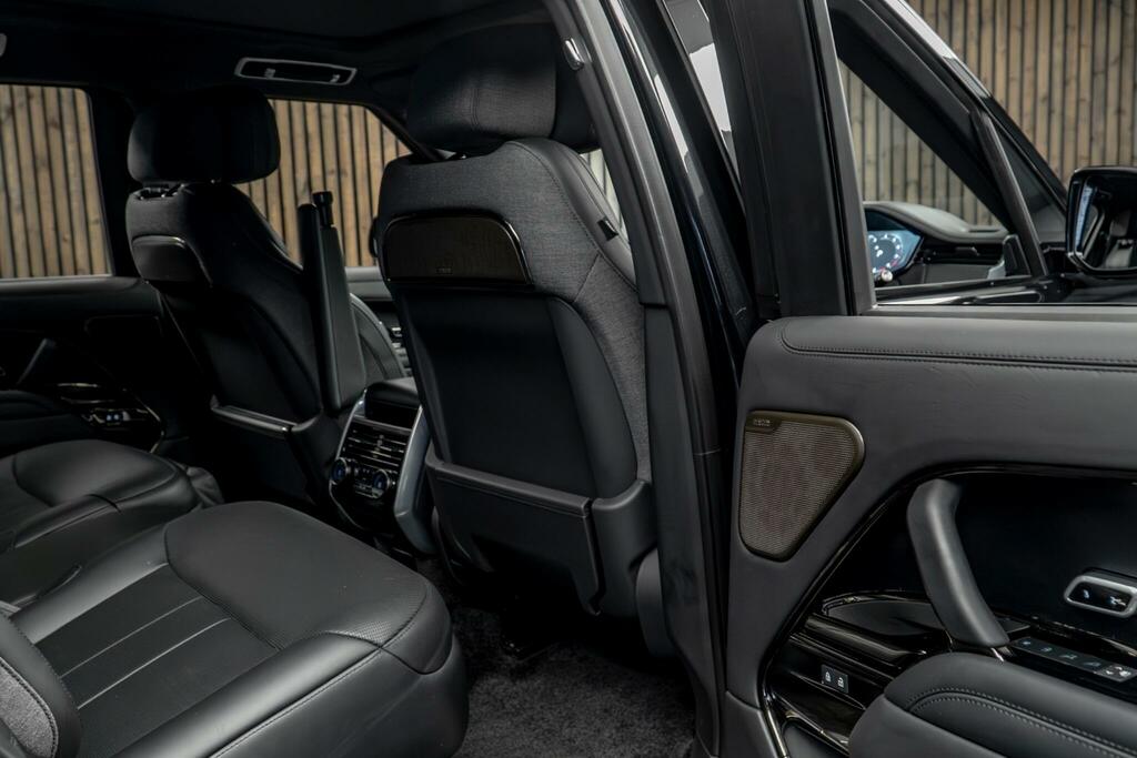 Land Rover Range Rover 4.4 P615 V8 Sv Black #42