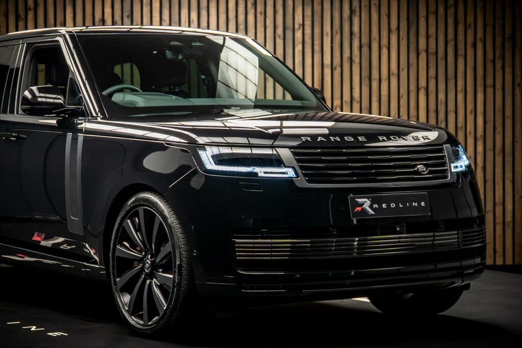 Land Rover Range Rover 4.4 P615 V8 Sv Black #12