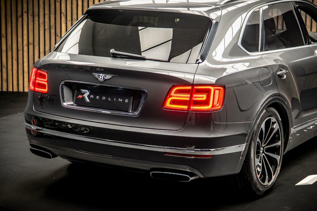 Bentley Bentayga 4.0 D Grey #22