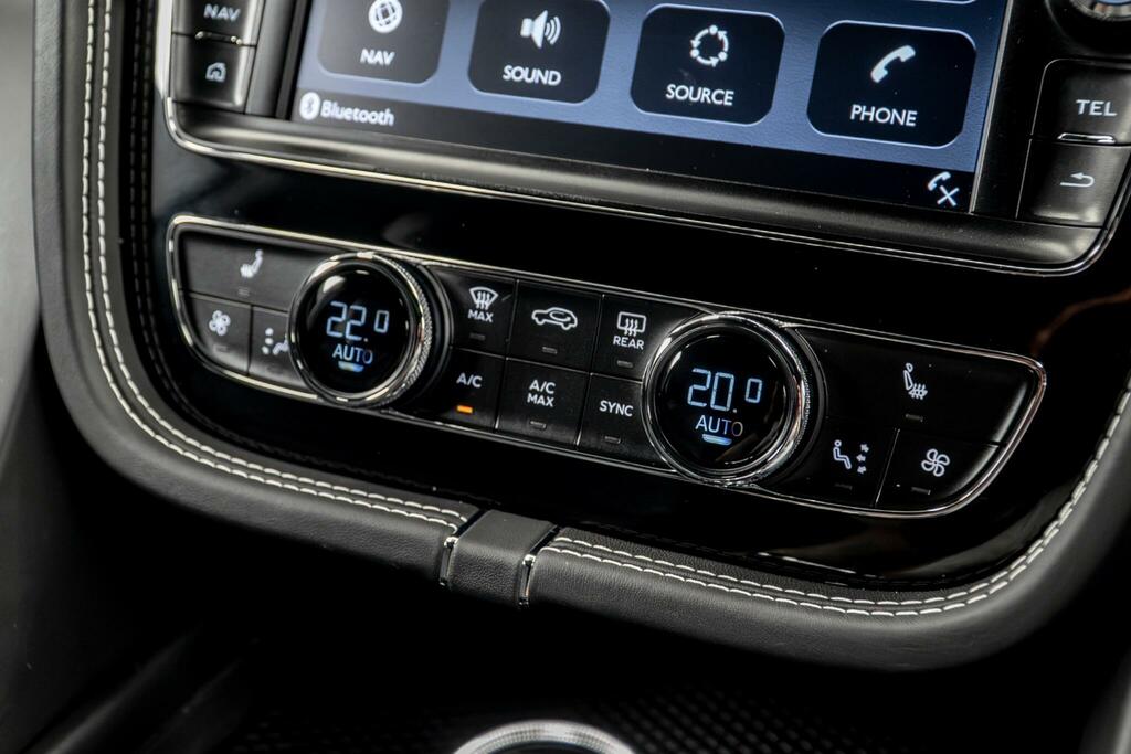 Bentley Bentayga 4.0 D Grey #30