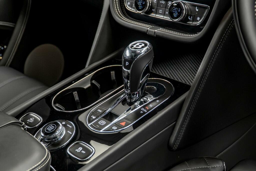 Bentley Bentayga 4.0 D Grey #34