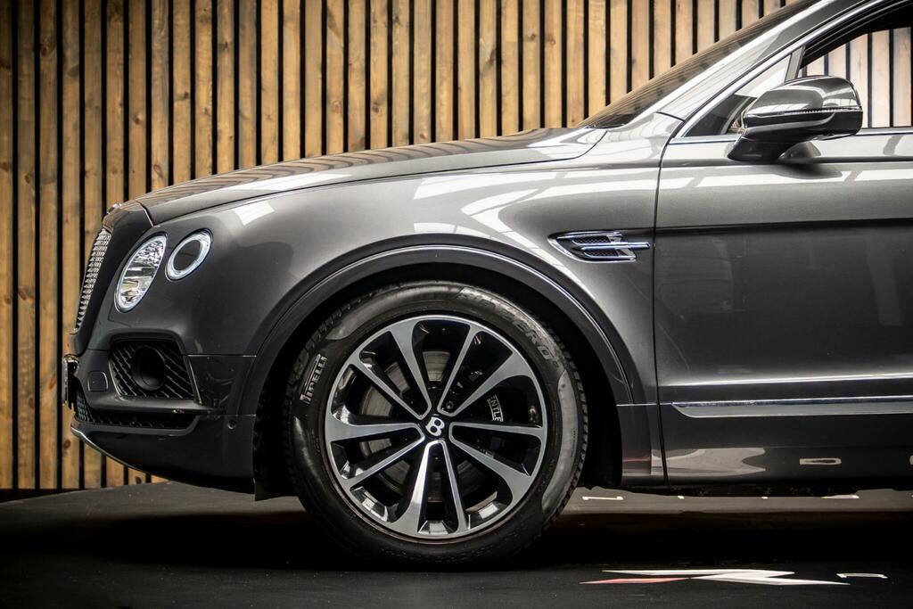 Bentley Bentayga 4.0 D Grey #9