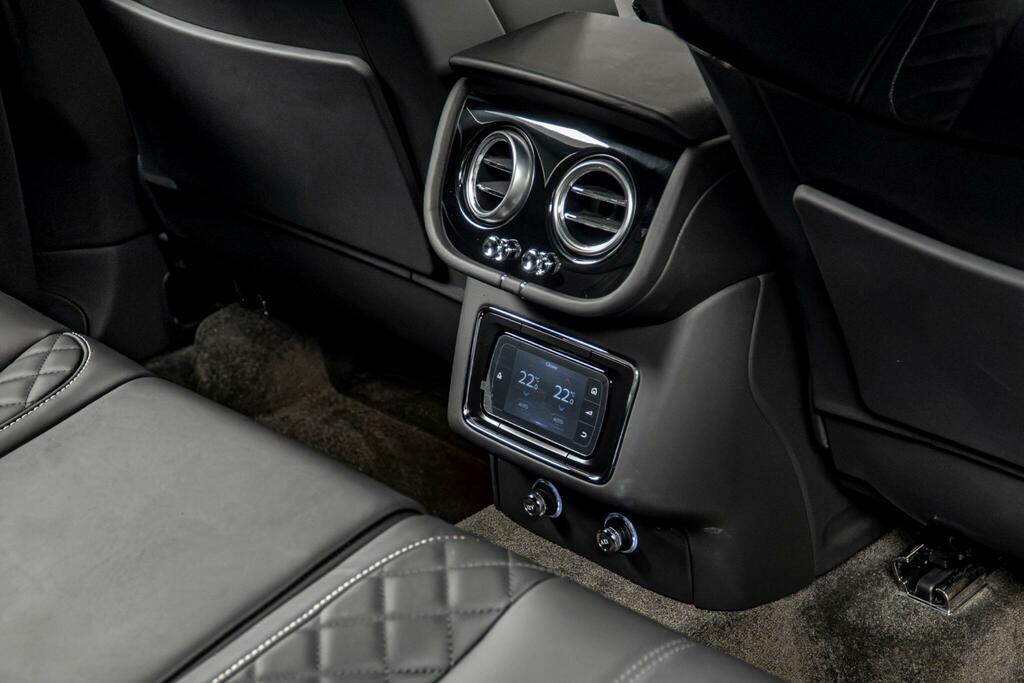 Bentley Bentayga 4.0 D Grey #45