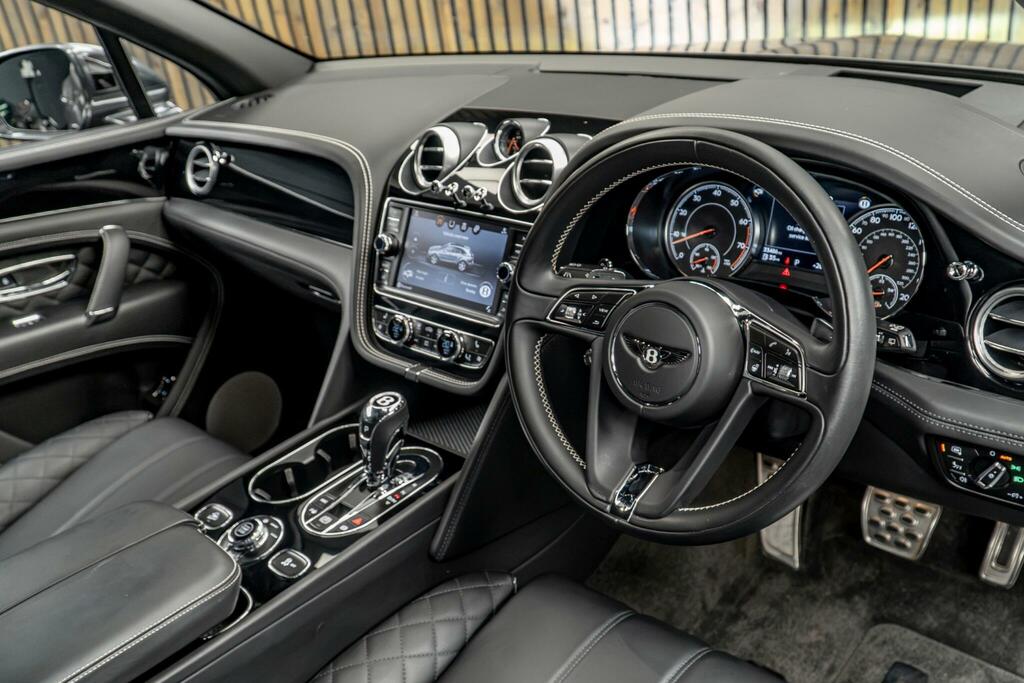 Bentley Bentayga 4.0 D Grey #23