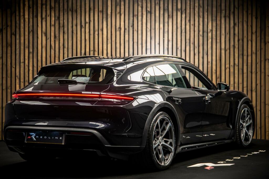 Porsche Taycan Performance Plus 93.4Kwh 4 Cross Turismo 4Wd ML72FJJ Black #4
