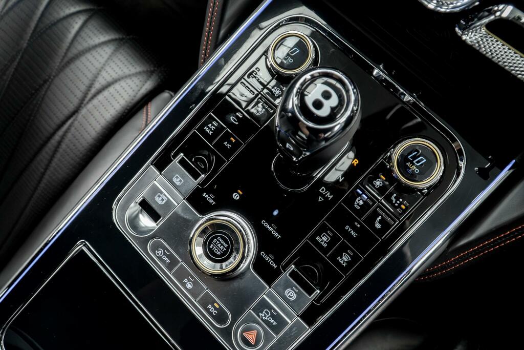 Bentley Flying Spur 6.0 W12 4Wd Euro 4-Door  #43