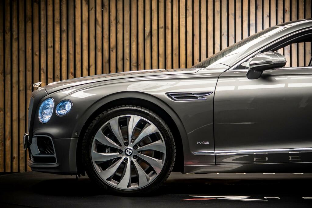 Bentley Flying Spur 6.0 W12 4Wd Euro 4-Door  #9