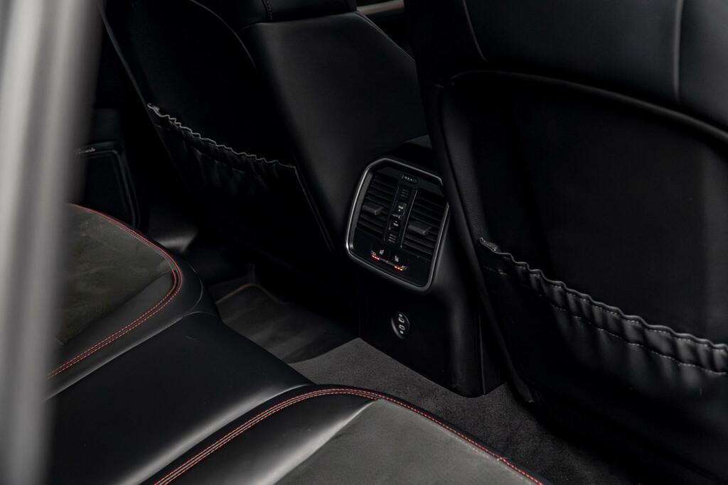 Porsche Macan T Pdk 1,984 cc  #48